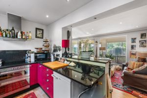 Photo 16- click for photo gallery